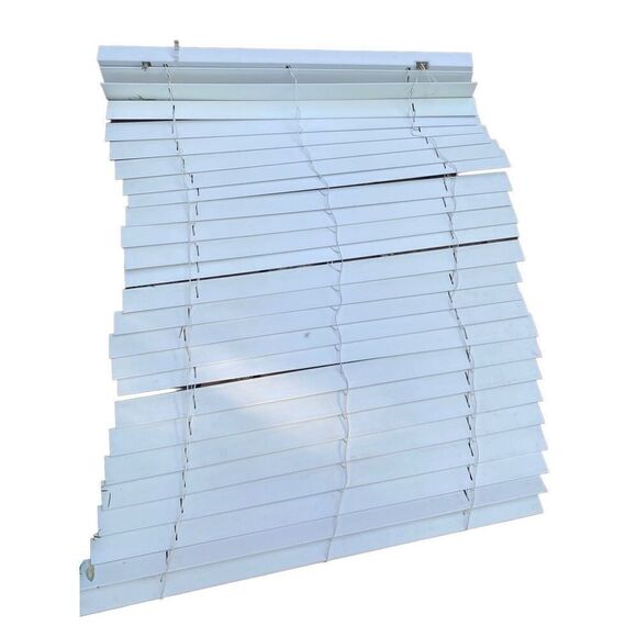 White Room Darkening 2”  Blind for Window 31.5W x 42L - Picture 1 of 2